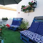 بيت ضيافة Casa Nautilus كاديز