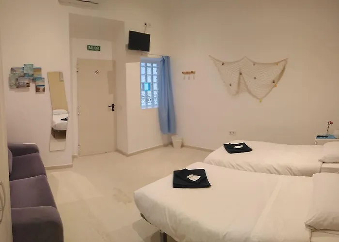 בית הארחה Casa Nautilus קדיז