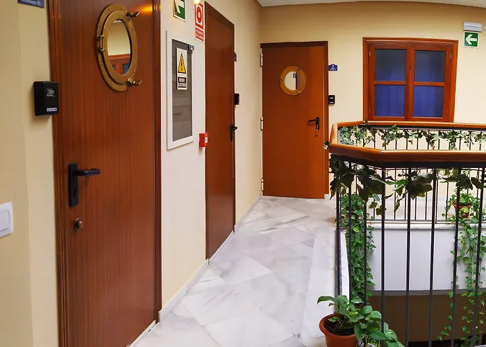 Casa Nautilus Pensión Cádiz