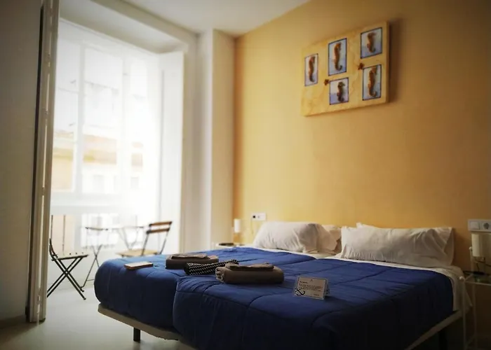 Gasthuis Casa Nautilus Cádiz